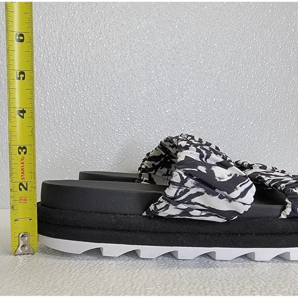 Sorel Women's Roaming Two Strap Slide Sandals Black White Size 9.5